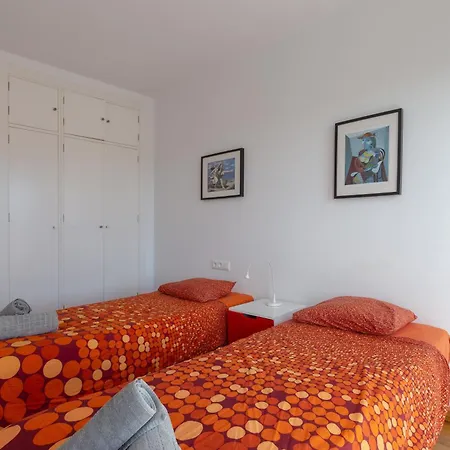 Appartamento With A Sunny Terrace Benalmádena